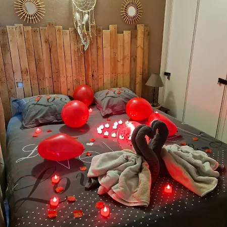 Appartement Appartement dédié au bien être avec Spa - Sauna privatif - Escape Game inclus *